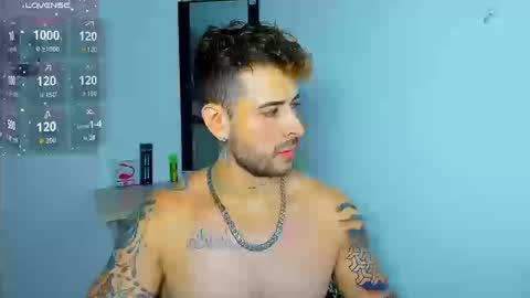 Snapshot of ares_blue chatting on 09.17.25 ares blue online show from 09.17.25