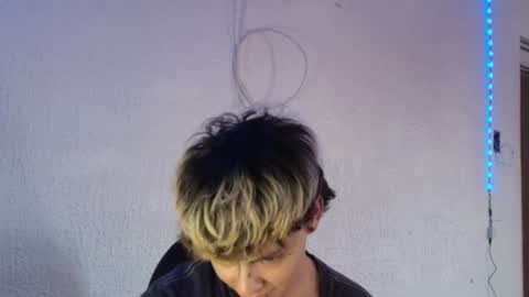 Snapshot of ares_boo chatting on 02.13.25 ares online show from 02.13.25