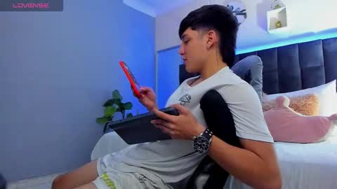 Ares online show from 09.17.25