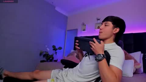 Ares online show from 12.02.25