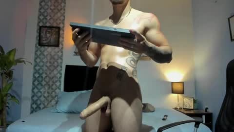 Snapshot of ares_parker chatting on 05.20.26 ares_parker online show from 05.20.26