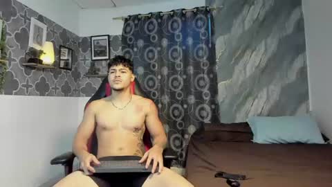 Snapshot of ares_parker chatting on 06.21.26 ares_parker online show from 06.21.26