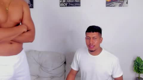 Snapshot of areslevi chatting on 11.10.25 ares levi online show from 11.10.25