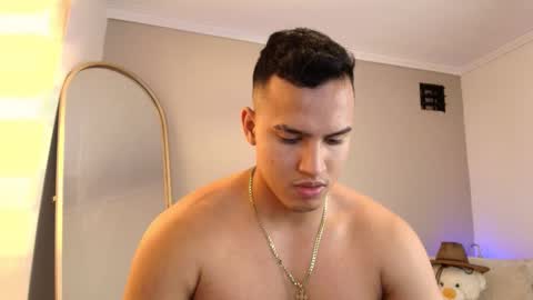 Snapshot of areslevi chatting on 01.13.26 ares levi online show from 01.13.26