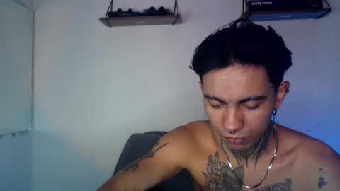 Snapshot of aress_1 chatting on 10.22.25 Ares online show from 10.22.25