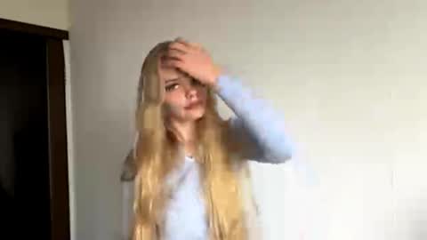 Amelia online show from 10.31.25