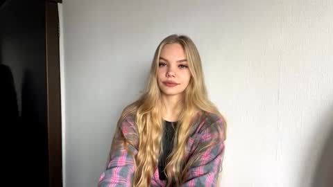 Amelia online show from 11.03.25