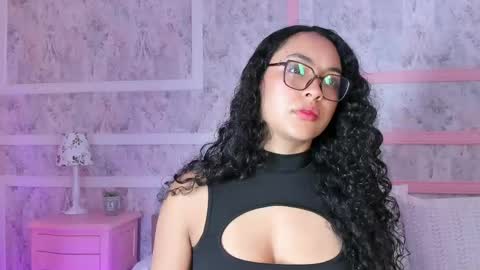 Snapshot of arhii_khay chatting on 05.28.26 Ari online show from 05.28.26