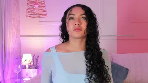 Snapshot of arhii_khay chatting on 06.11.26 Ari online show from 06.11.26