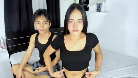 AriCandyAnna online show from 05.17.26