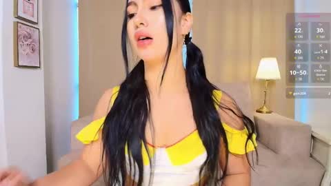 Ari online show from 10.08.25