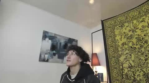 Snapshot of aria_and_orien chatting on 11.08.25 aria y orien online show from 11.08.25