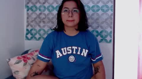 Snapshot of aria_bronw chatting on 09.14.25 AriaBronw online show from 09.14.25