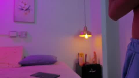 Snapshot of aria_millers1 chatting on 05.26.26 aria_millers1 online show from 05.26.26