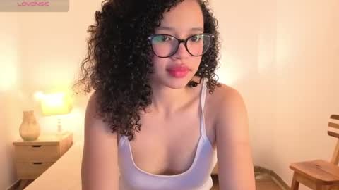 Snapshot of ariaa_23 chatting on 07.26.26 ariaa_23 online show from 07.26.26
