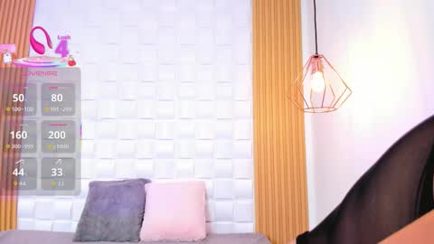 Snapshot of ariabelle1 chatting on 09.12.25 AriaBelle1 online show from 09.12.25