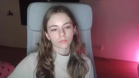 AriaCreazy online show from 11.16.25