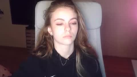 AriaCreazy online show from 02.10.26