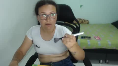 ...Ariana... online show from 02.15.25