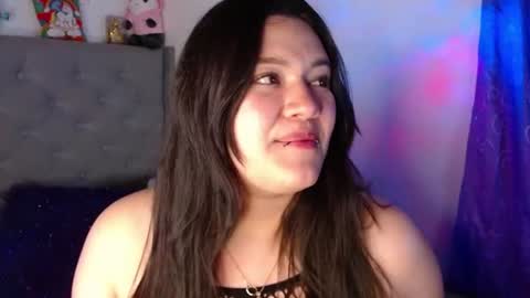 Snapshot of ariadna_martin chatting on 07.25.26 Ari online show from 07.25.26