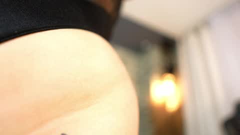 Snapshot of ariadna_milano chatting on 05.19.26 - -. .- Ariadna -. .- - online show from 05.19.26