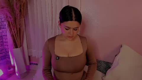 Snapshot of ariadna_milano chatting on 06.09.26 - -. .- Ariadna -. .- - online show from 06.09.26