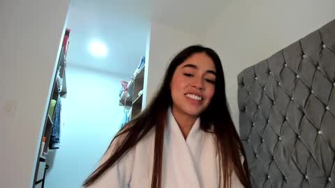 Snapshot of ariamontgomeryyy chatting on 12.20.24 Aria Montgomery online show from 12.20.24