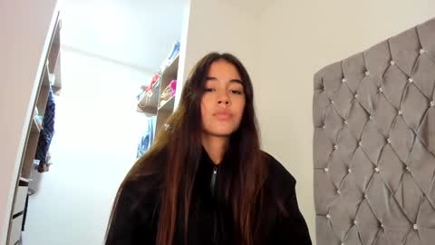 Snapshot of ariamontgomeryyy chatting on 12.31.24 Aria Montgomery online show from 12.31.24