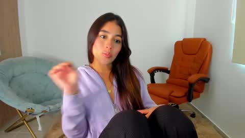 Snapshot of ariamontgomeryyy chatting on 02.14.25 Aria Montgomery online show from 02.14.25