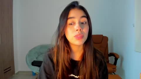 Snapshot of ariamontgomeryyy chatting on 02.24.25 Aria Montgomery online show from 02.24.25