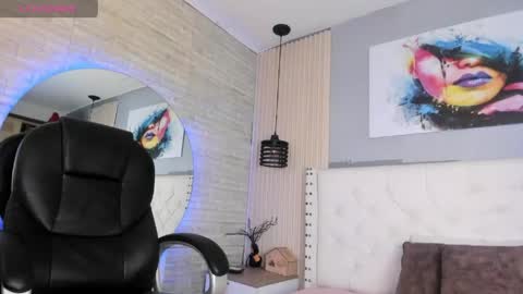 Ari online show from 04.18.26