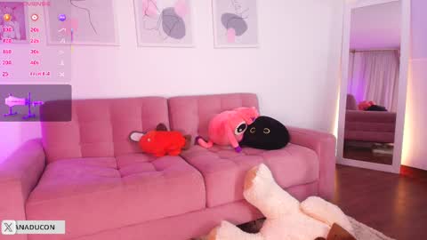 Snapshot of ariana_bae_ chatting on 03.01.25 online show from 03.01.25