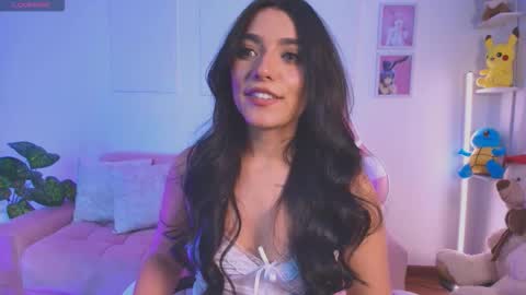 Snapshot of ariana_bae_ chatting on 09.17.25 online show from 09.17.25