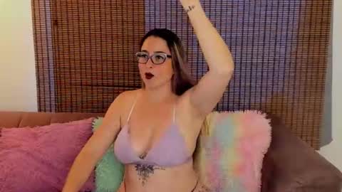 Ariana Cruz online show from 04.06.26