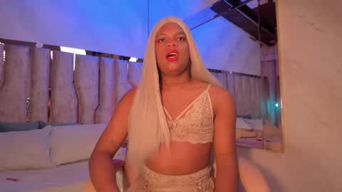 ariana_grande233 online show from 02.24.26