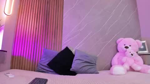 Ariana online show from 10.04.25