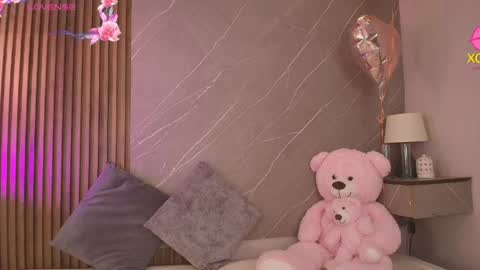 Ariana online show from 04.13.26