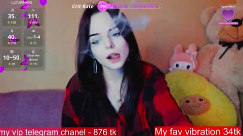 Snapshot of ariana_light chatting on 10.09.25 Ariana online show from 10.09.25