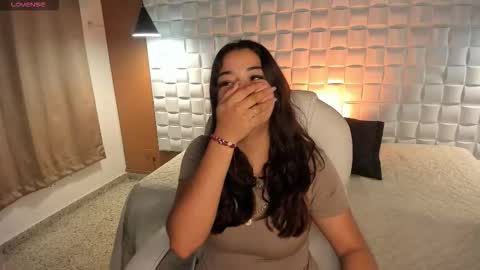 Ariana  online show from 09.28.25