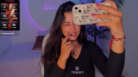 Ariana  online show from 11.21.25