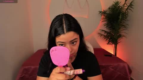 Ariana  online show from 12.14.25