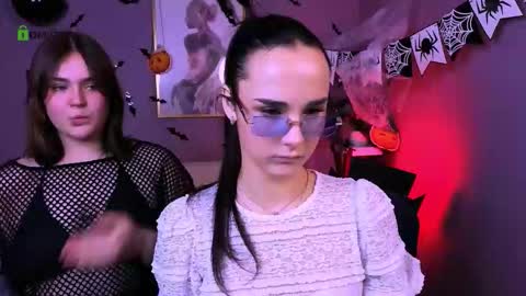 ariana_ross7 online show from 10.23.25