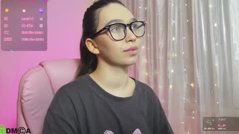 Snapshot of arianahot777 chatting on 02.24.25 arianahot777 online show from 02.24.25