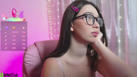 Snapshot of arianahot777 chatting on 09.26.25 arianahot777 online show from 09.26.25