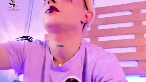 Ari  online show from 10.31.25