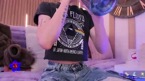 Ari  online show from 11.15.25