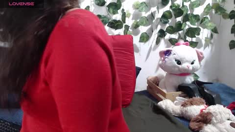 arianasanz1 online show from 12.17.25