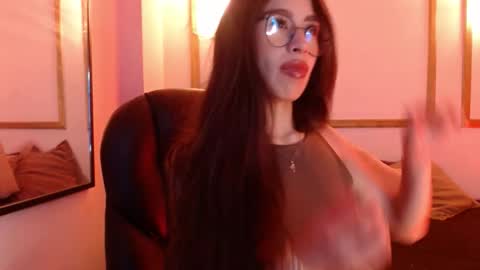 Snapshot of ariannaajames chatting on 12.01.25 AriannaJames online show from 12.01.25