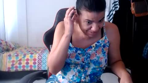 Snapshot of ariannaloovel chatting on 07.28.26 ariannaloovel online show from 07.28.26