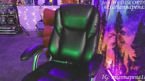 Arianna Pea online show from 04.12.26